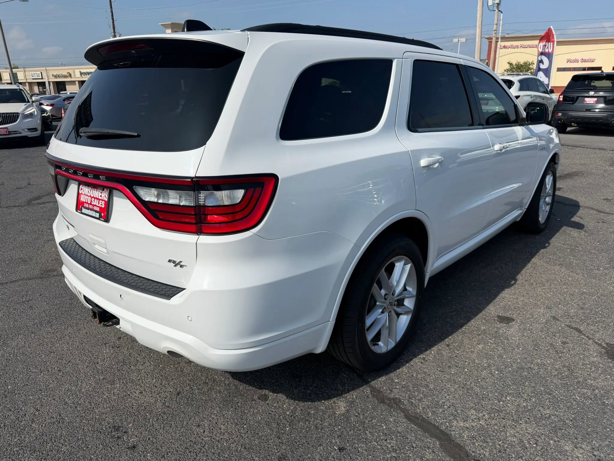Used 2023 Dodge Durango R/T AWD/4WD image 3