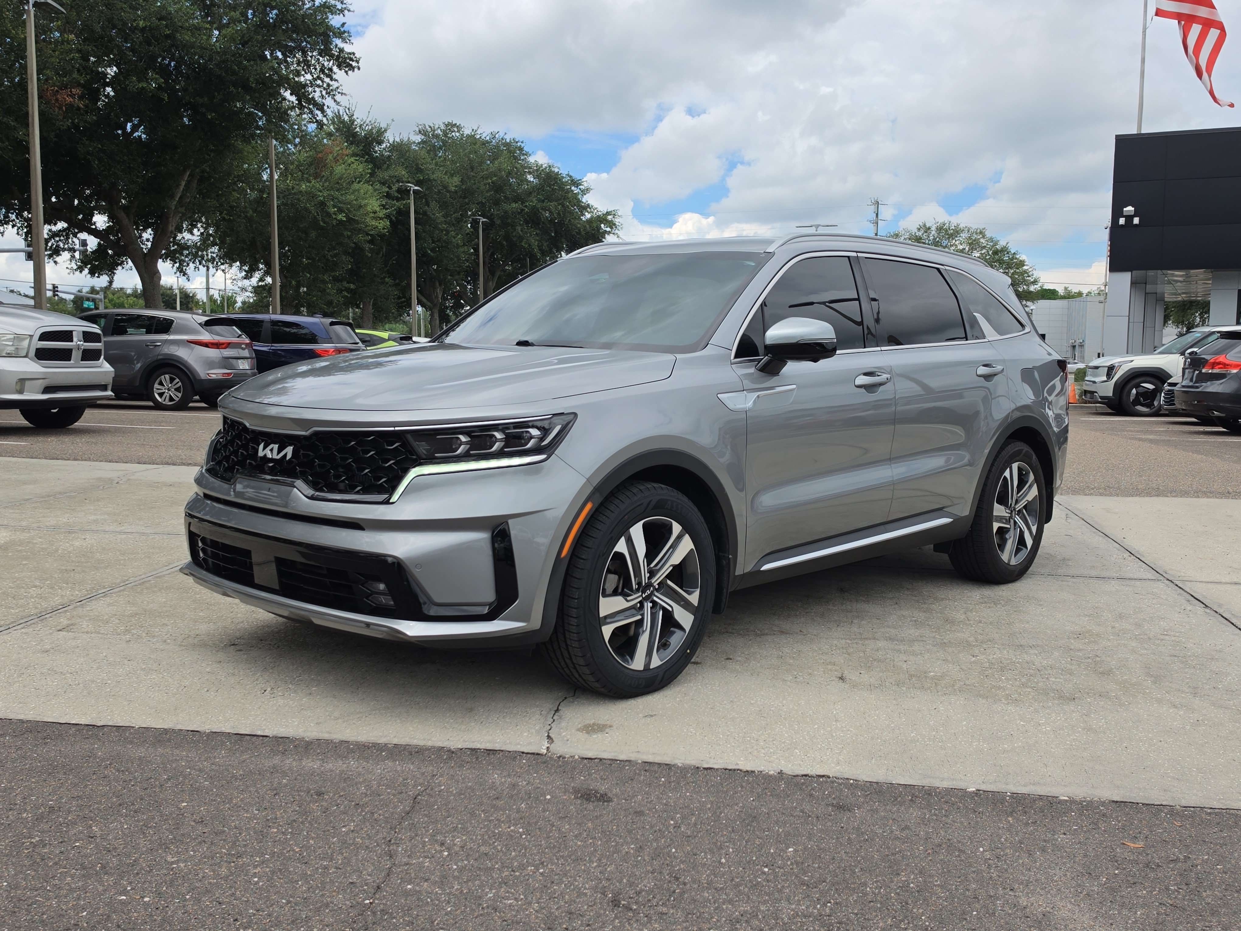 Certified 2022 Kia Sorento SX Prestige AWD/4WD image 4