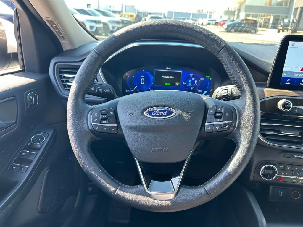 Used 2020 Ford Escape Titanium w/ Titanium Premium Package 2.0 image 10