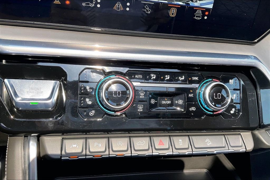 Used 2026 GMC Sierra 1500 Denali Ultimate AWD/4WD image 32