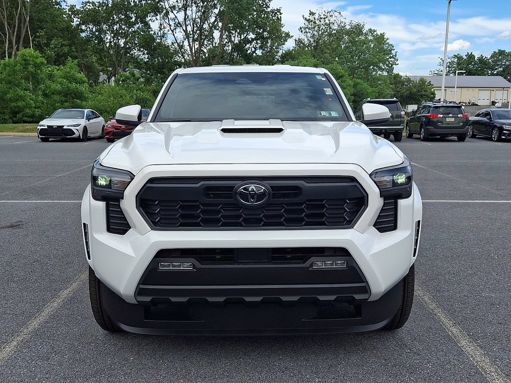 New 2026 Toyota Tacoma TRD Sport AWD/4WD image 2