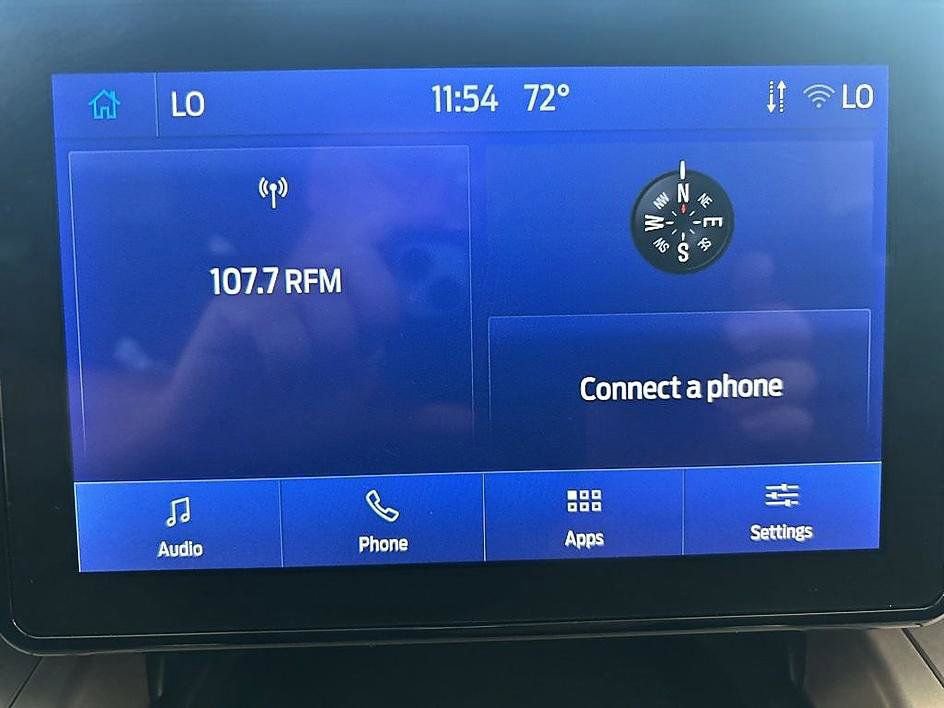 Used 2023 Ford Explorer XLT w/ Equipment Group 202A AWD/4WD image 18