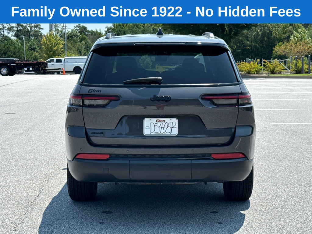 Used 2025 Jeep Grand Cherokee L Laredo AWD/4WD image 6