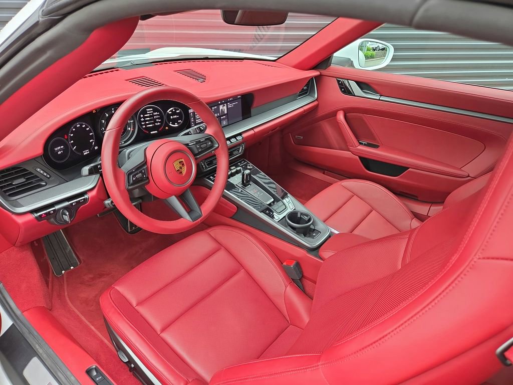 Certified 2021 Porsche 911 Carrera 4 AWD/4WD image 4