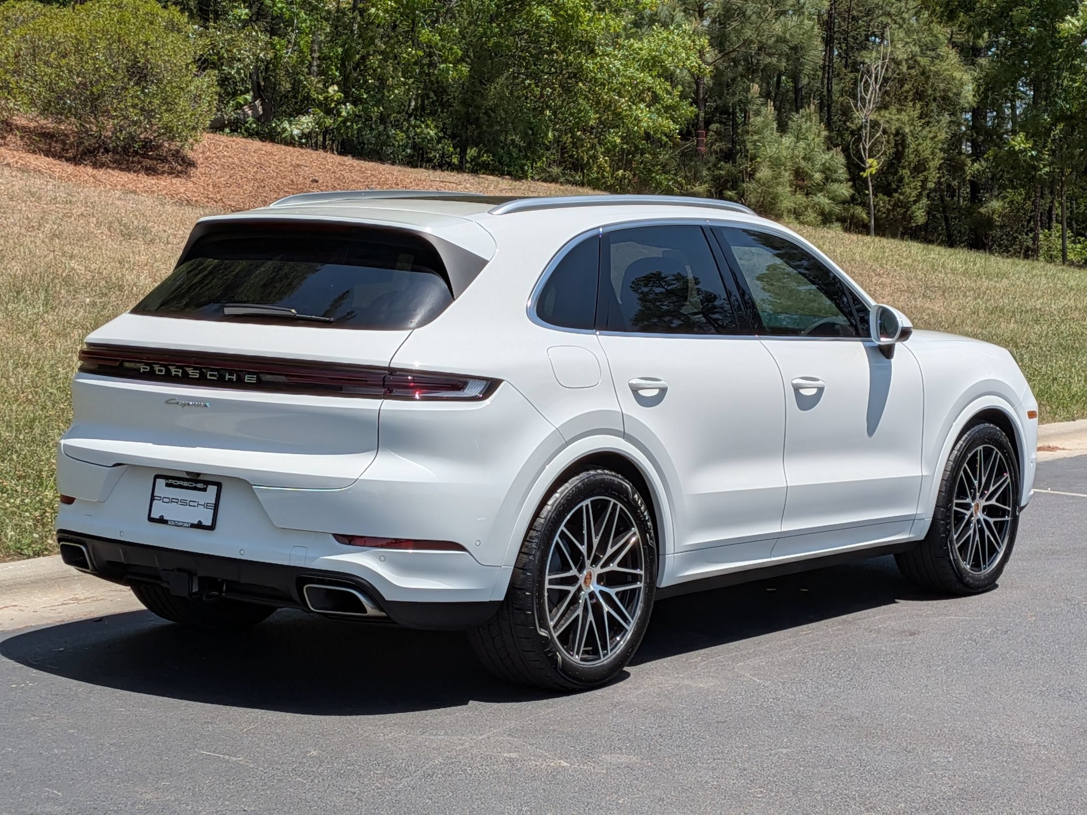 New 2026 Porsche Cayenne AWD/4WD image 31