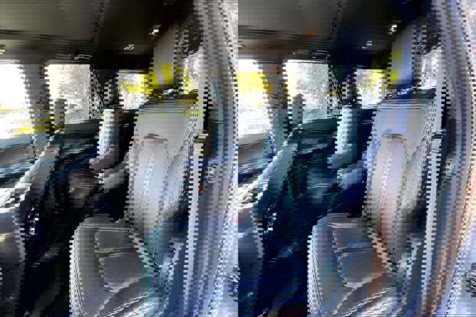 Used 2018 Ford Expedition Limited w/ Equipment Group 301A image 21