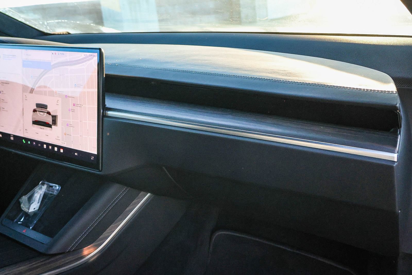 Used 2023 Tesla Model X image 18