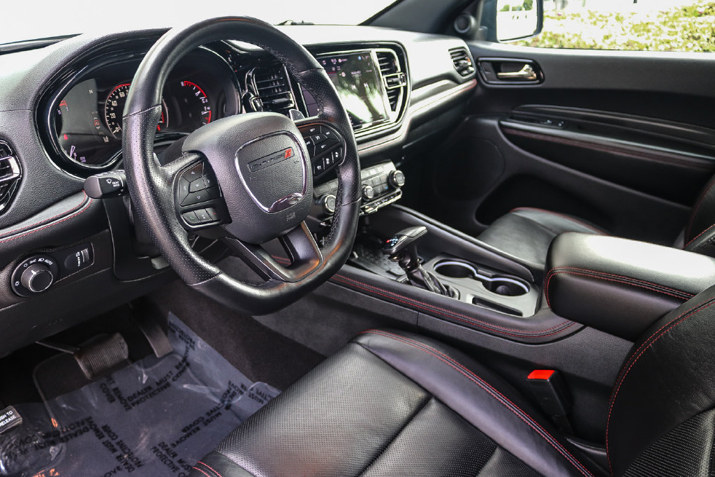 Used 2025 Dodge Durango GT AWD/4WD image 17
