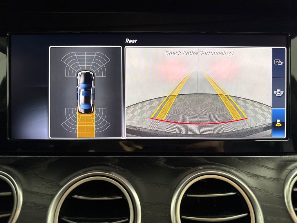 Used 2018 Mercedes-Benz E 300 image 16