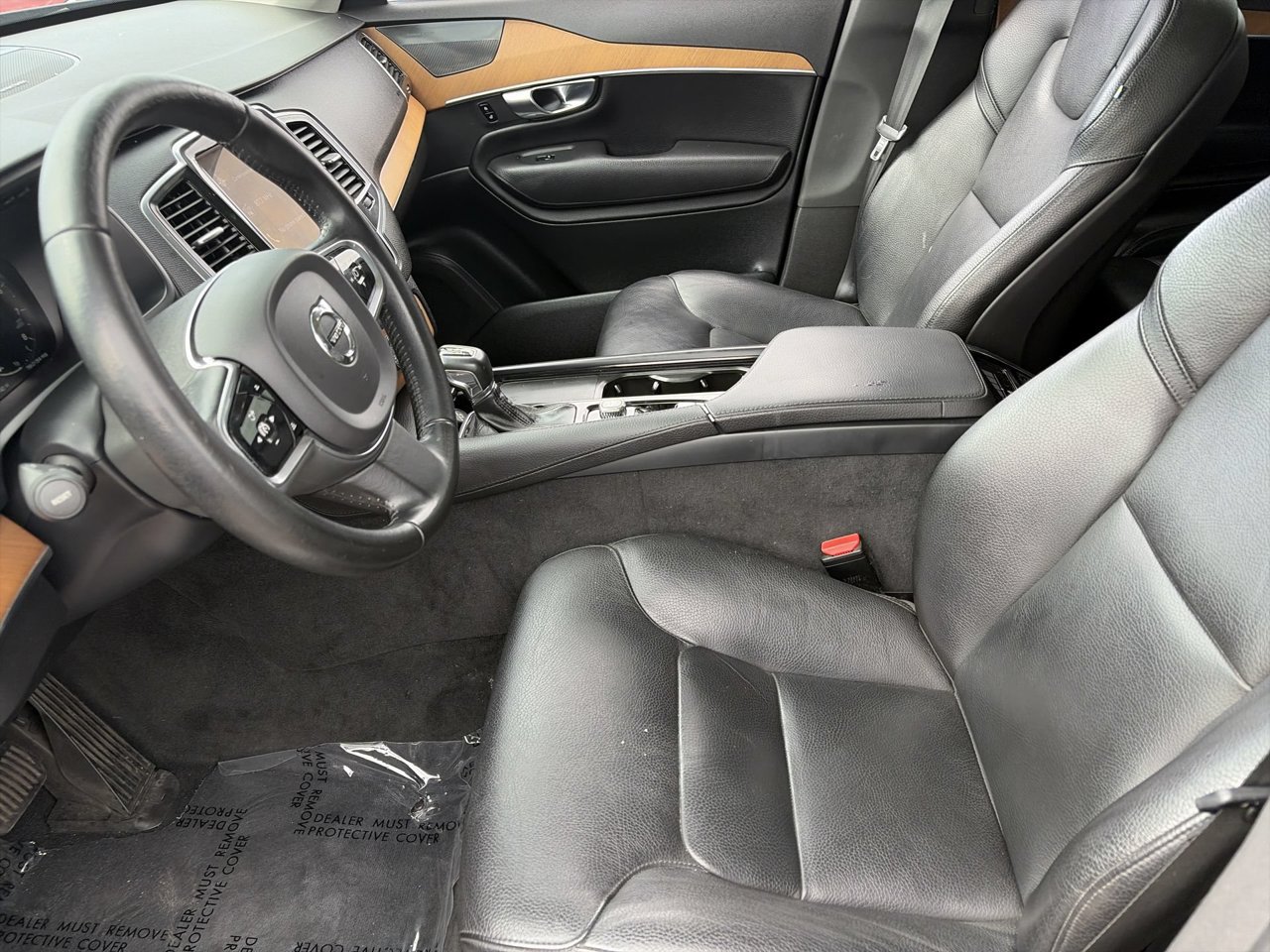 Used 2021 Volvo XC90 T6 Momentum w/ Advanced Package AWD/4WD image 18