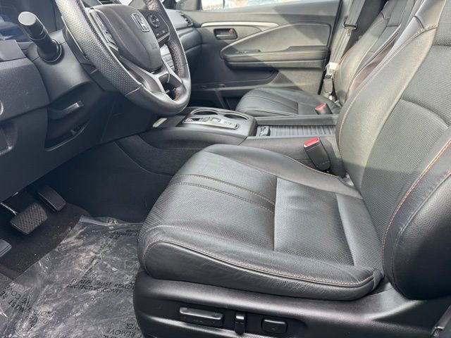 Used 2023 Honda Passport TrailSport image 5