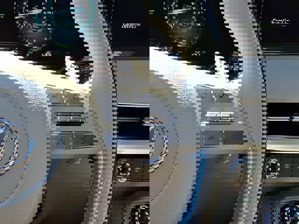 Used 2024 Hyundai Palisade Calligraphy image 23