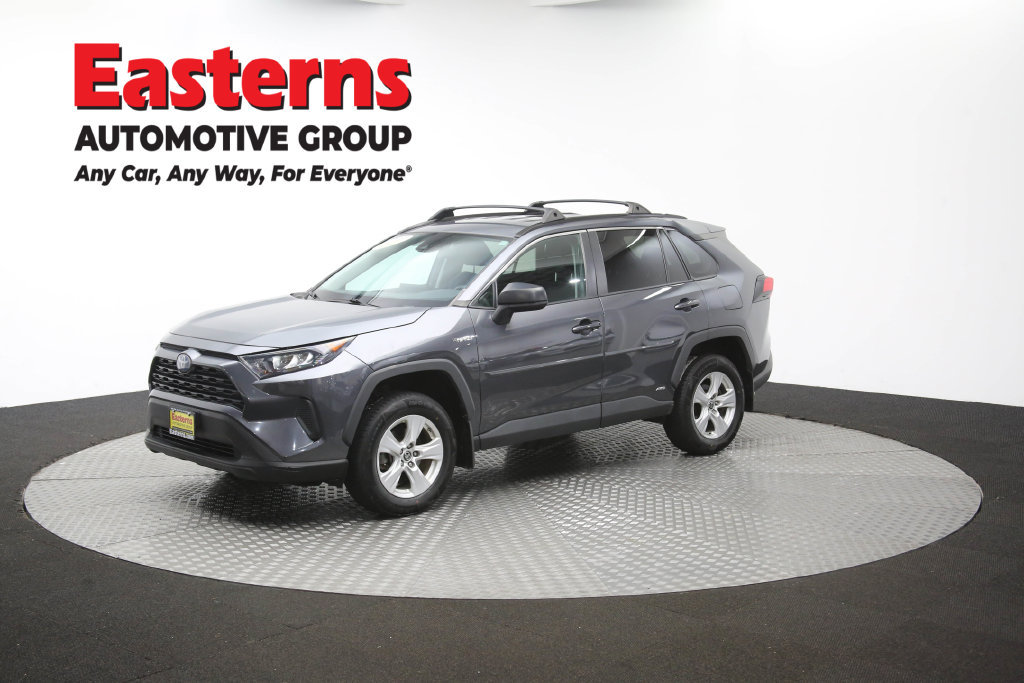 Used 2021 Toyota RAV4 LE w/ Carpet Mat Package (TMS) AWD/4WD image 58