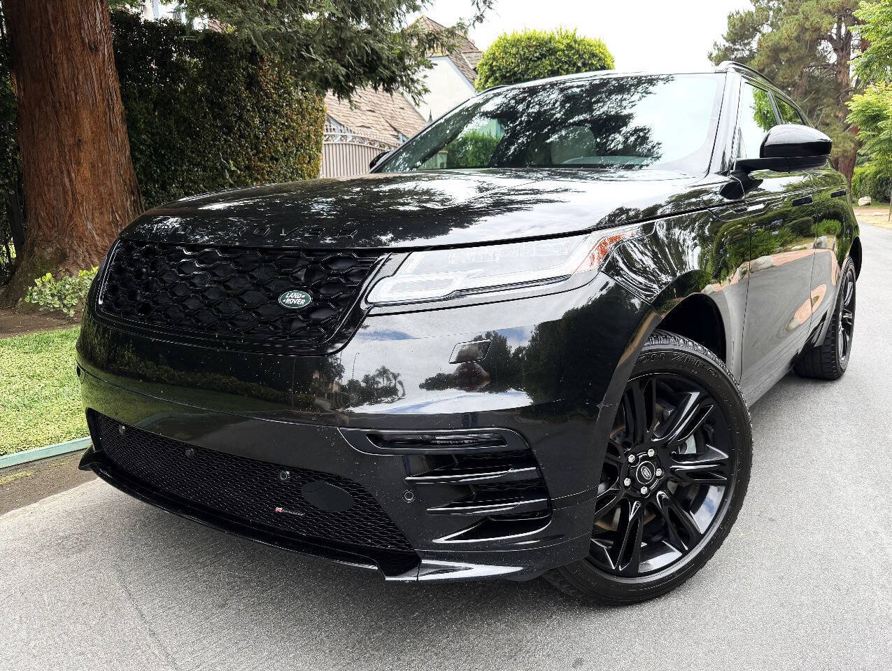 Used 2022 Land Rover Range Rover Velar R-Dynamic S AWD/4WD image 2
