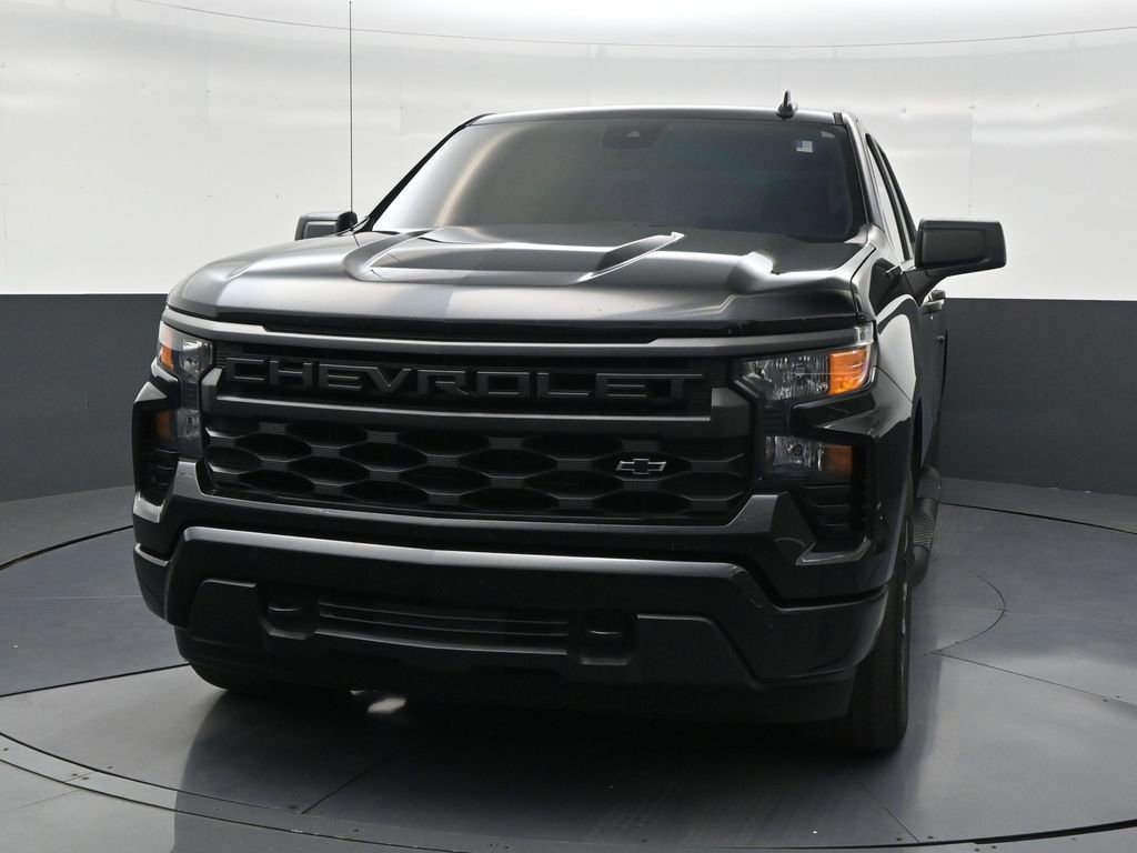 Used 2024 Chevrolet Silverado 1500 Custom w/ Turbomax Blackout Package RWD image 8