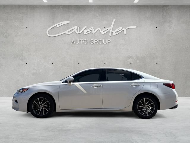 Used 2018 Lexus ES 350 w/ Luxury Package w/Wood Trim FWD image 13