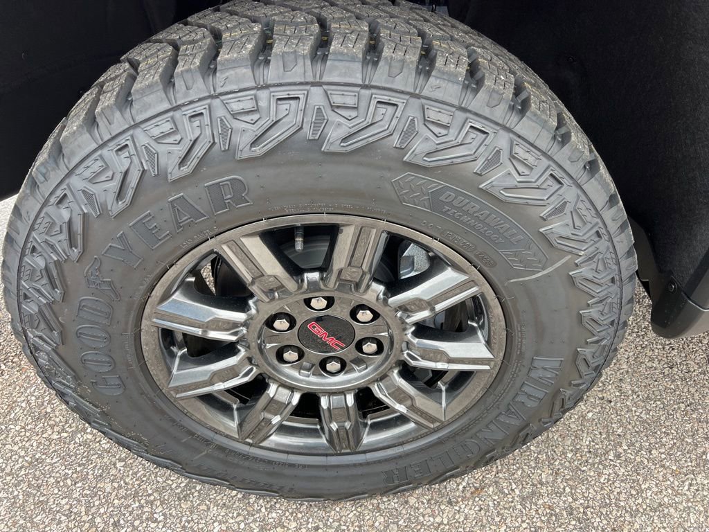 New 2026 GMC Sierra 1500 AT4X image 2