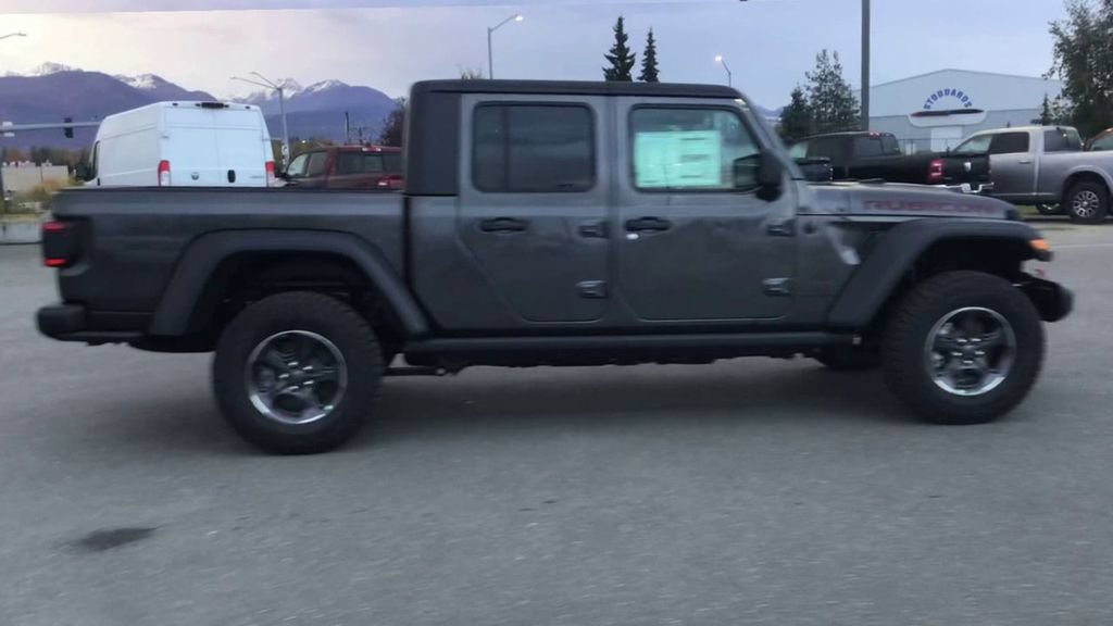 Used 2023 Jeep Gladiator Rubicon w/ LED Lighting Group AWD/4WD image 9