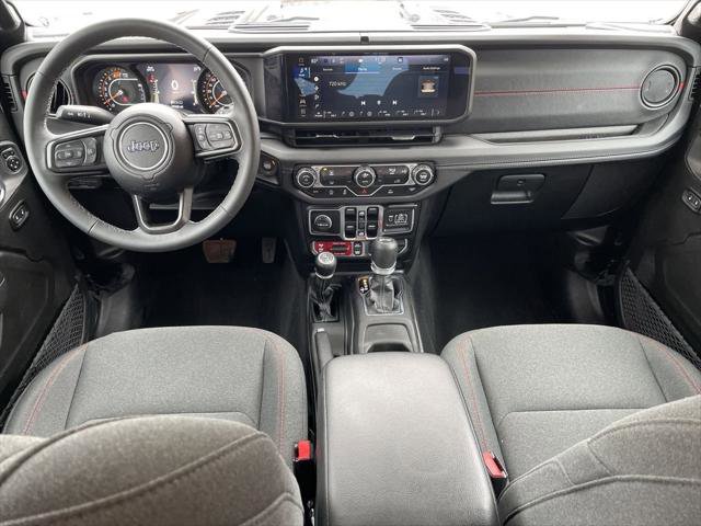 Certified 2025 Jeep Wrangler Unlimited Rubicon image 15