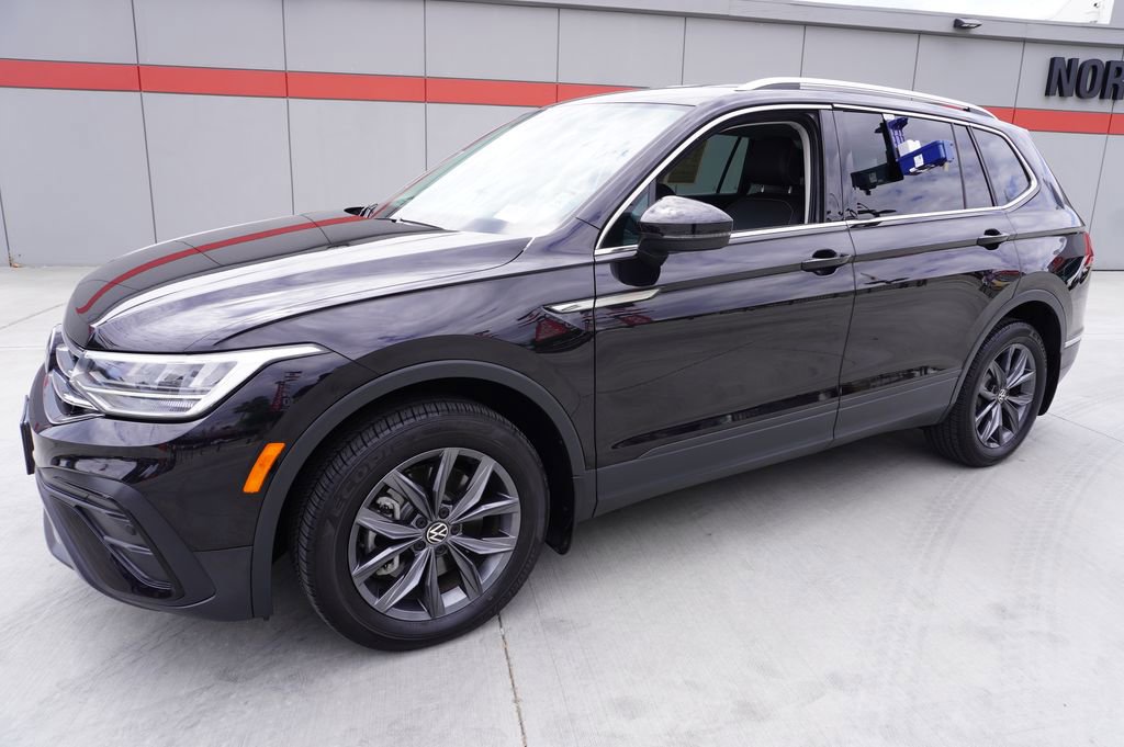 Used 2022 Volkswagen Tiguan SE FWD image 4