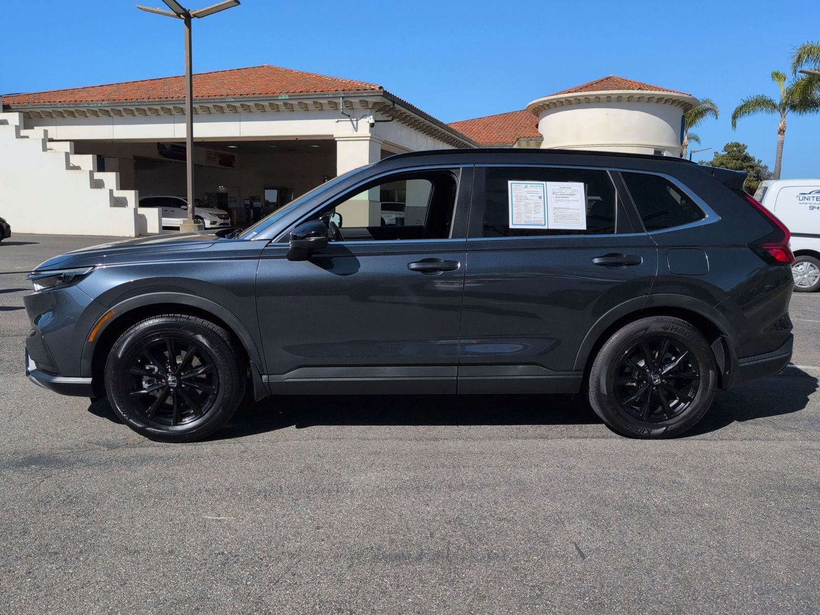 Used 2023 Honda CR-V Sport image 2