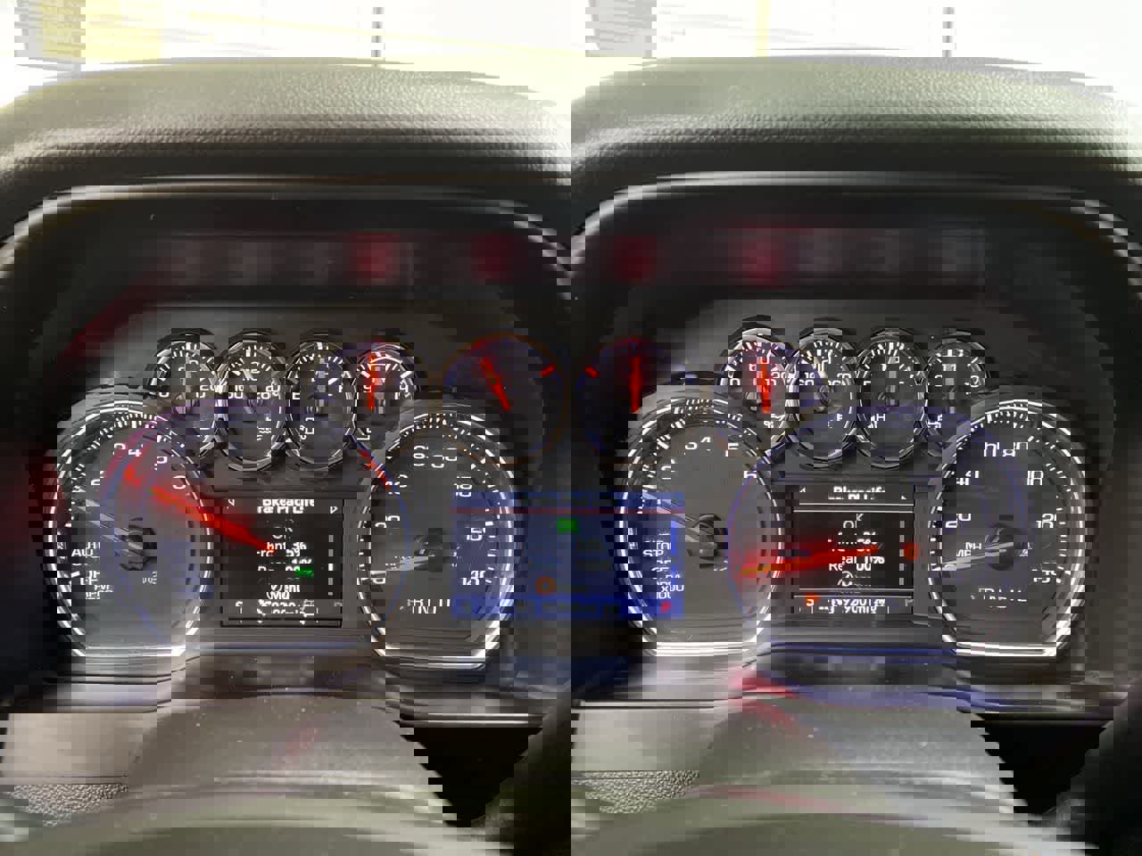 Used 2021 Chevrolet Silverado 1500 LT Trail Boss w/ Convenience Package II image 26