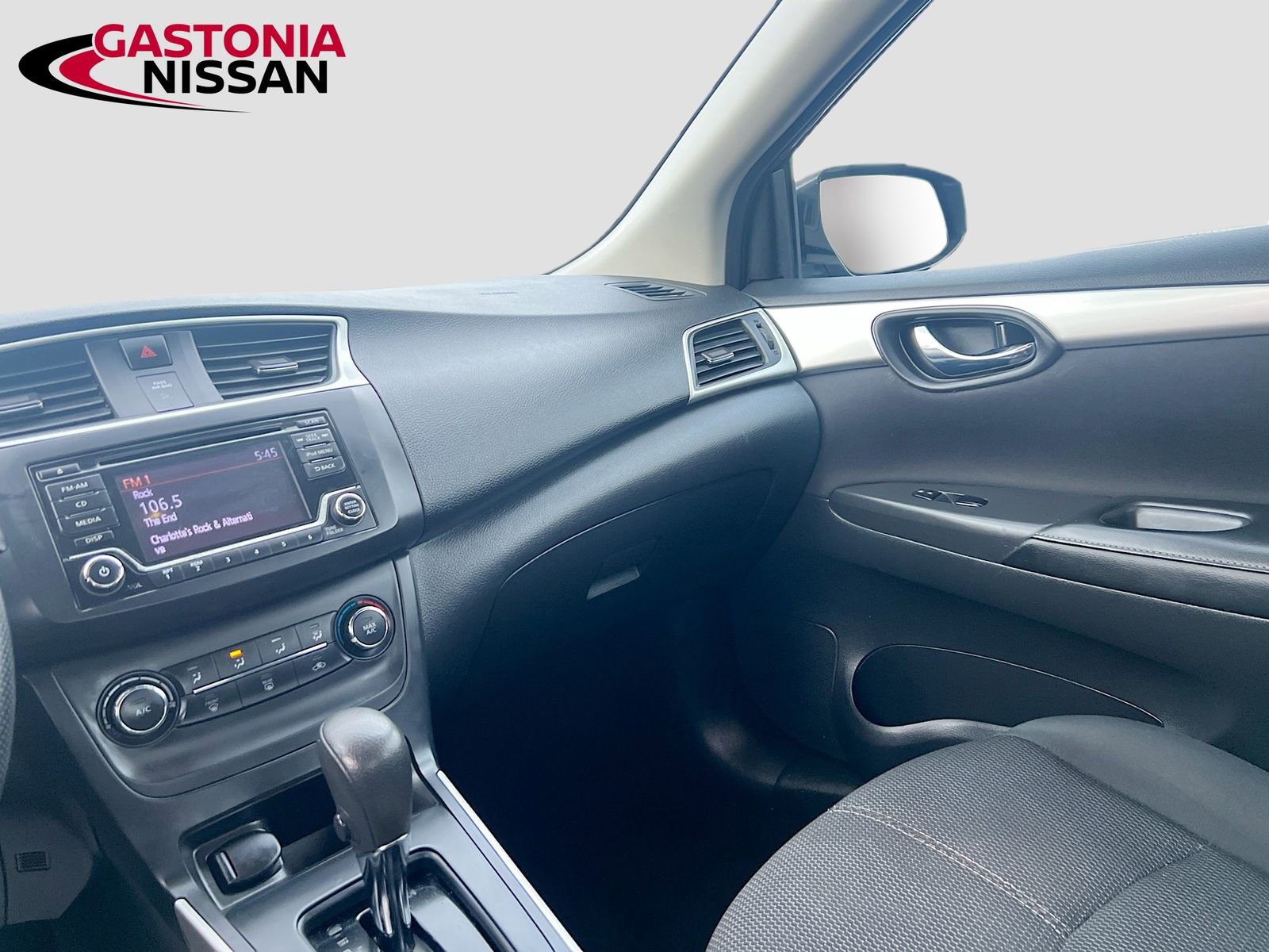 Used 2018 Nissan Sentra S image 30