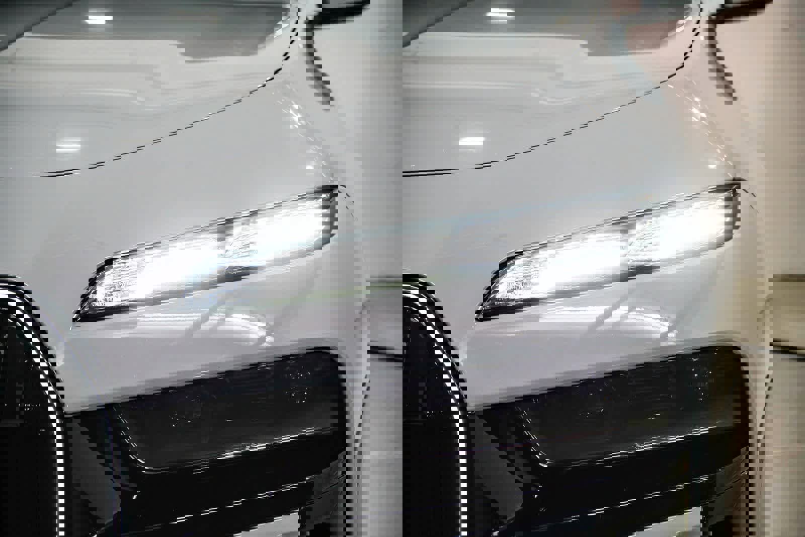 Used 2024 BMW 760i xDrive w/ Executive Package image 7