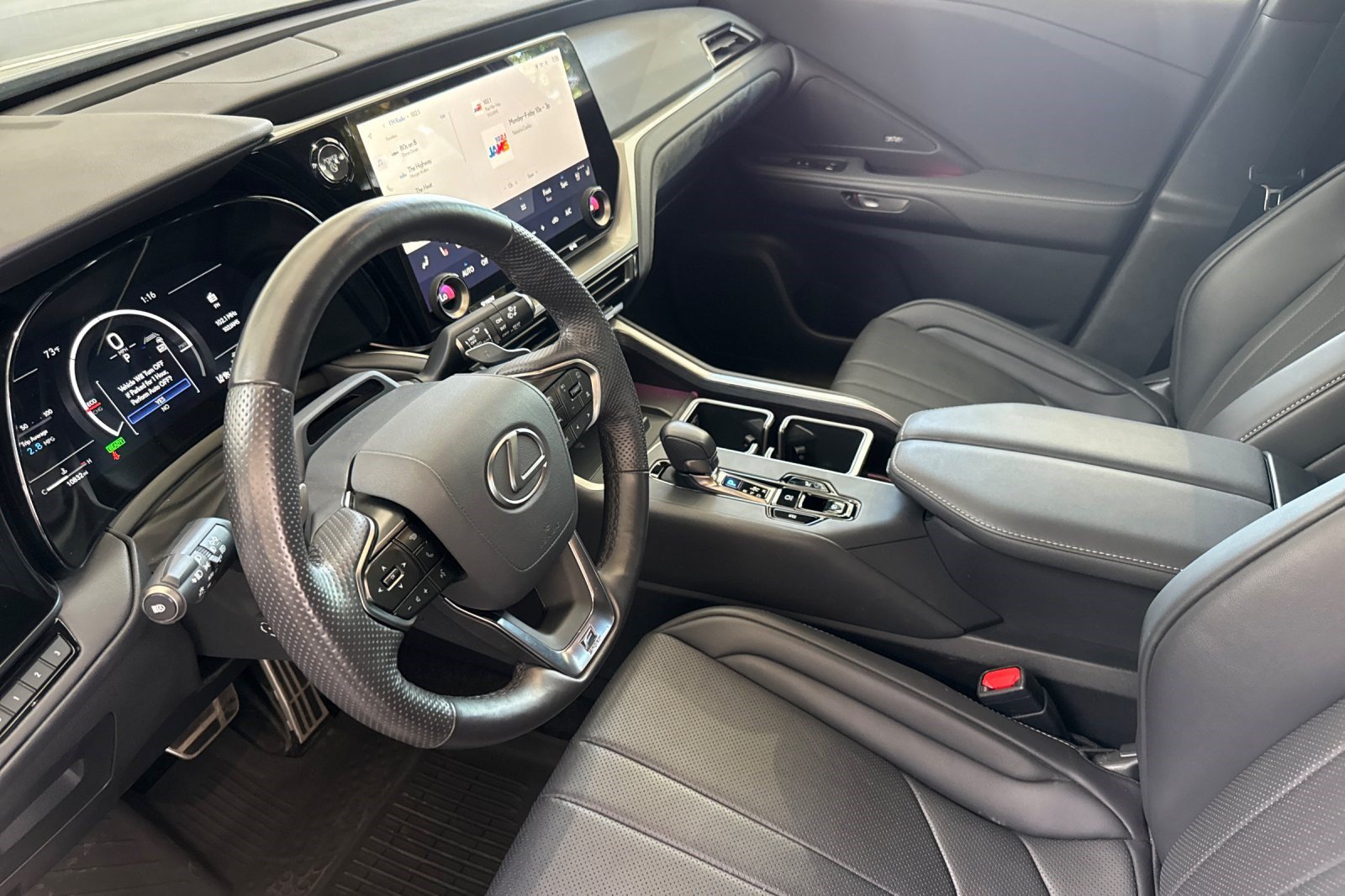 Certified 2026 Lexus TX 500h AWD w/ Technology Package image 11
