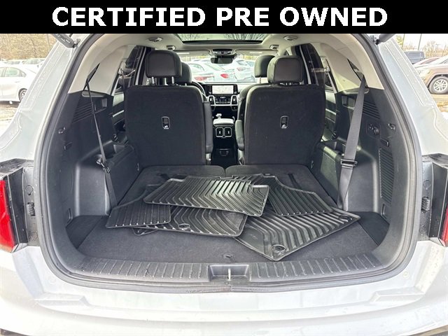 Certified 2023 Kia Sorento SX image 12