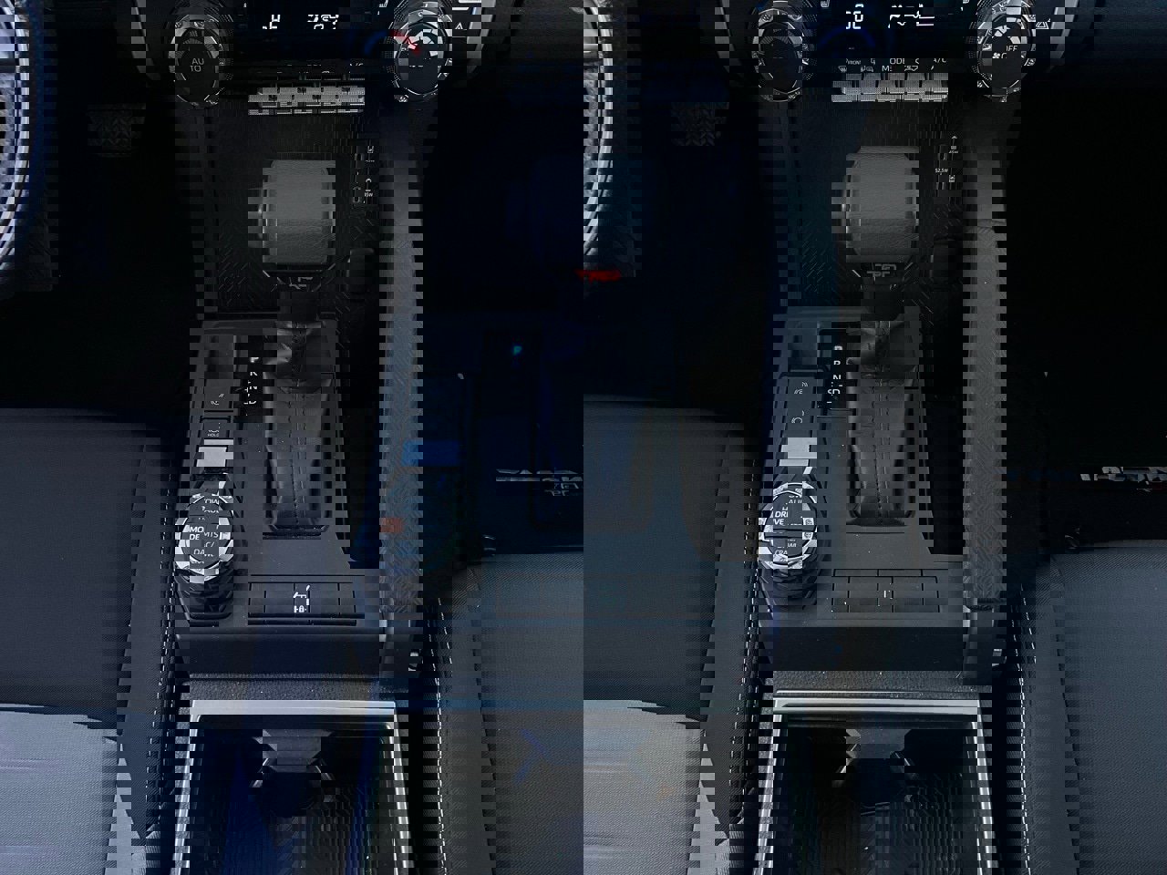 Used 2025 Toyota Tacoma TRD Off-Road image 13