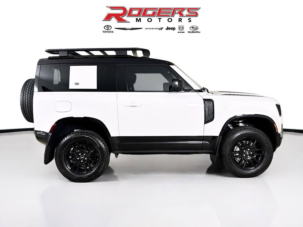 Used 2022 Land Rover Defender 90 X-Dynamic S AWD/4WD image 9