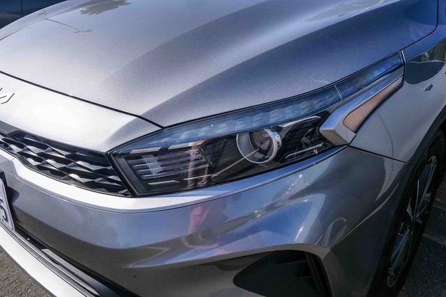 Certified 2023 Kia Forte LXS FWD image 7