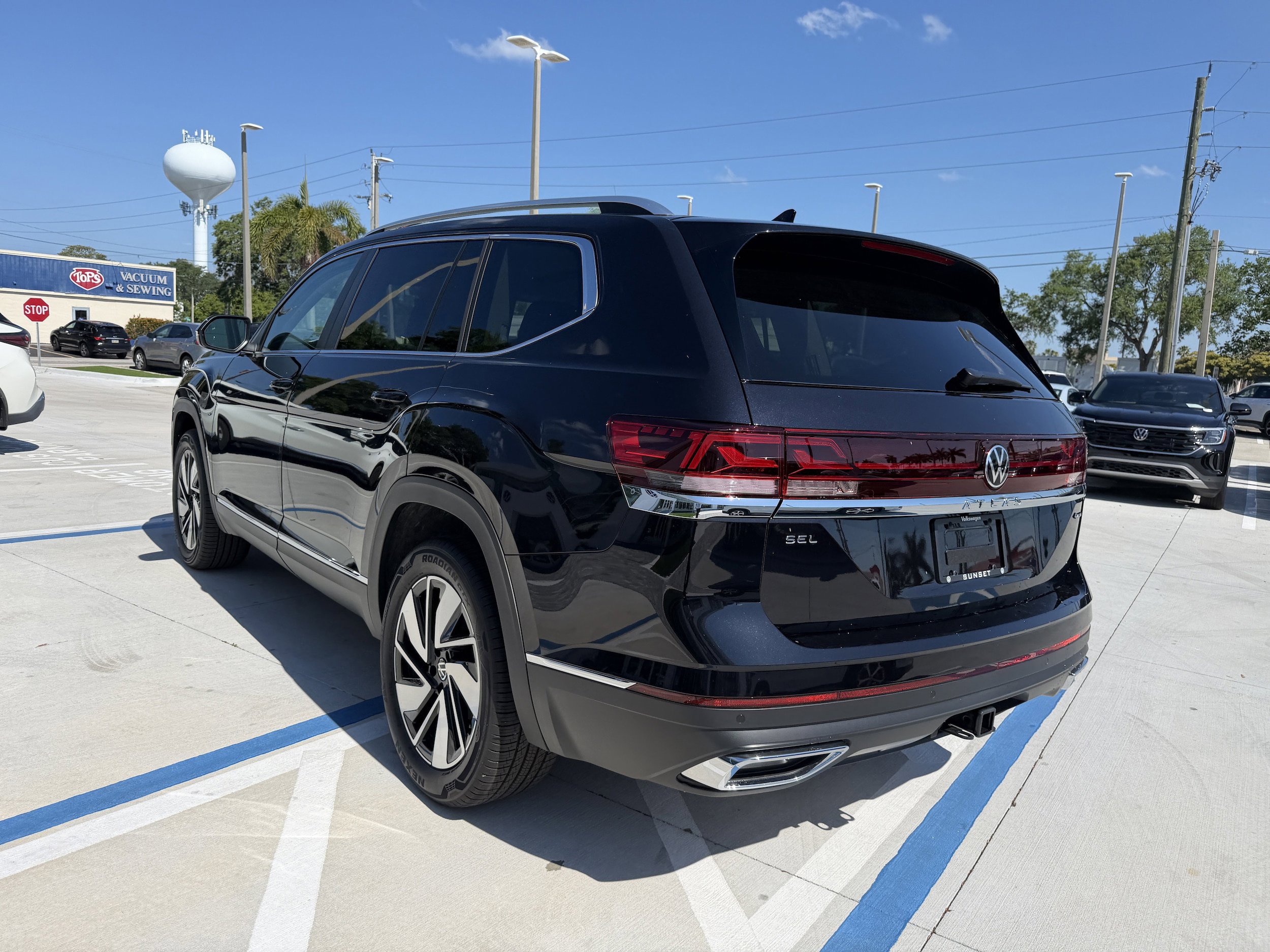 New 2026 Volkswagen Atlas SEL AWD/4WD image 5
