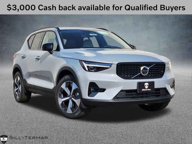 New 2026 Volvo XC40 B5 Plus w/ Protection Package Premier
