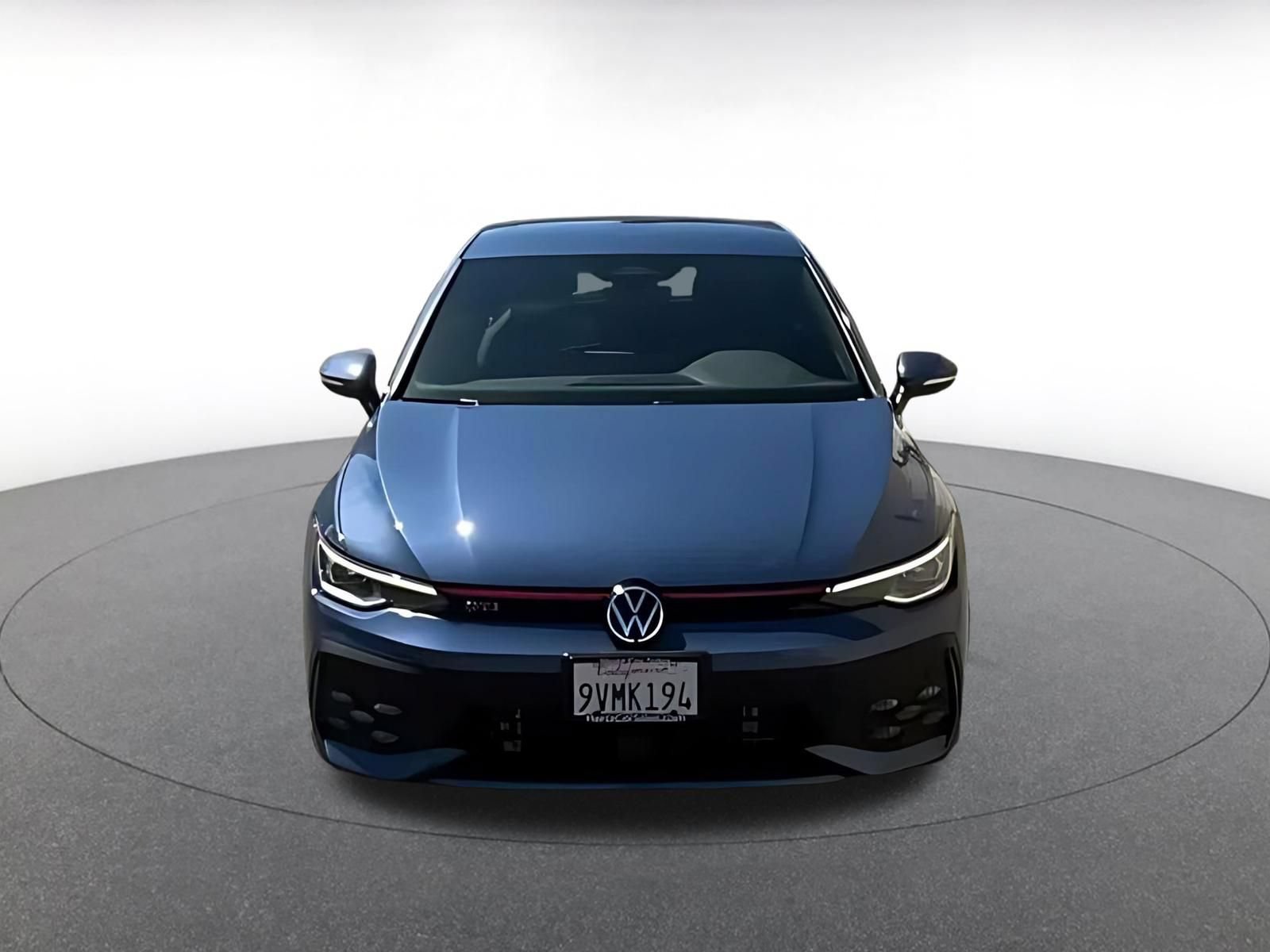 Used 2026 Volkswagen Golf S FWD image 4