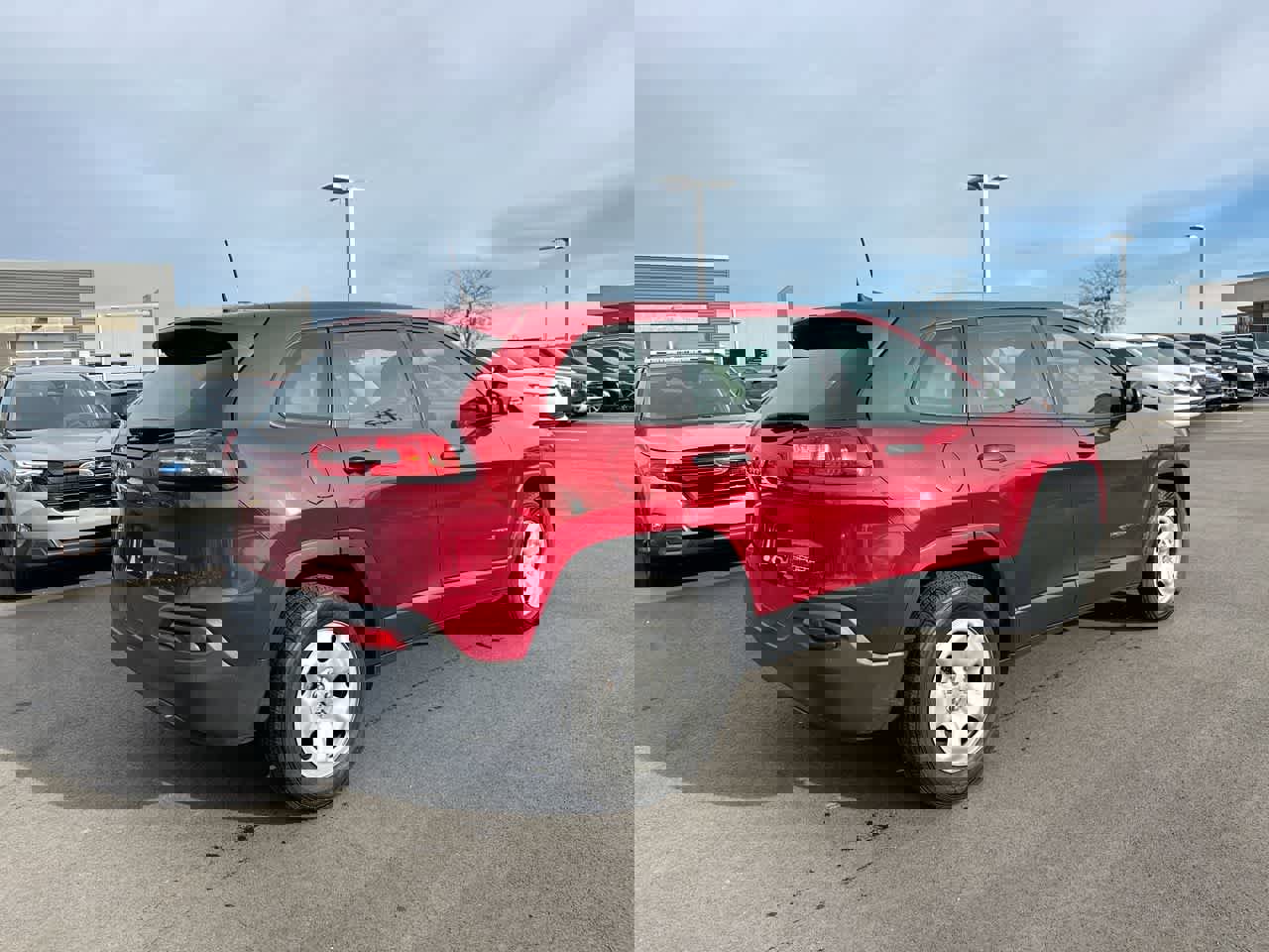 Used 2017 Jeep Cherokee Sport image 13