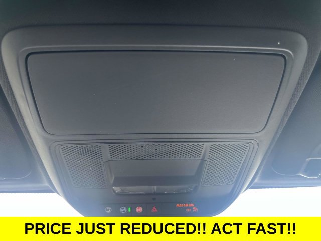 Used 2026 Chevrolet Equinox LT w/ Safety and Technology Package FWD image 34