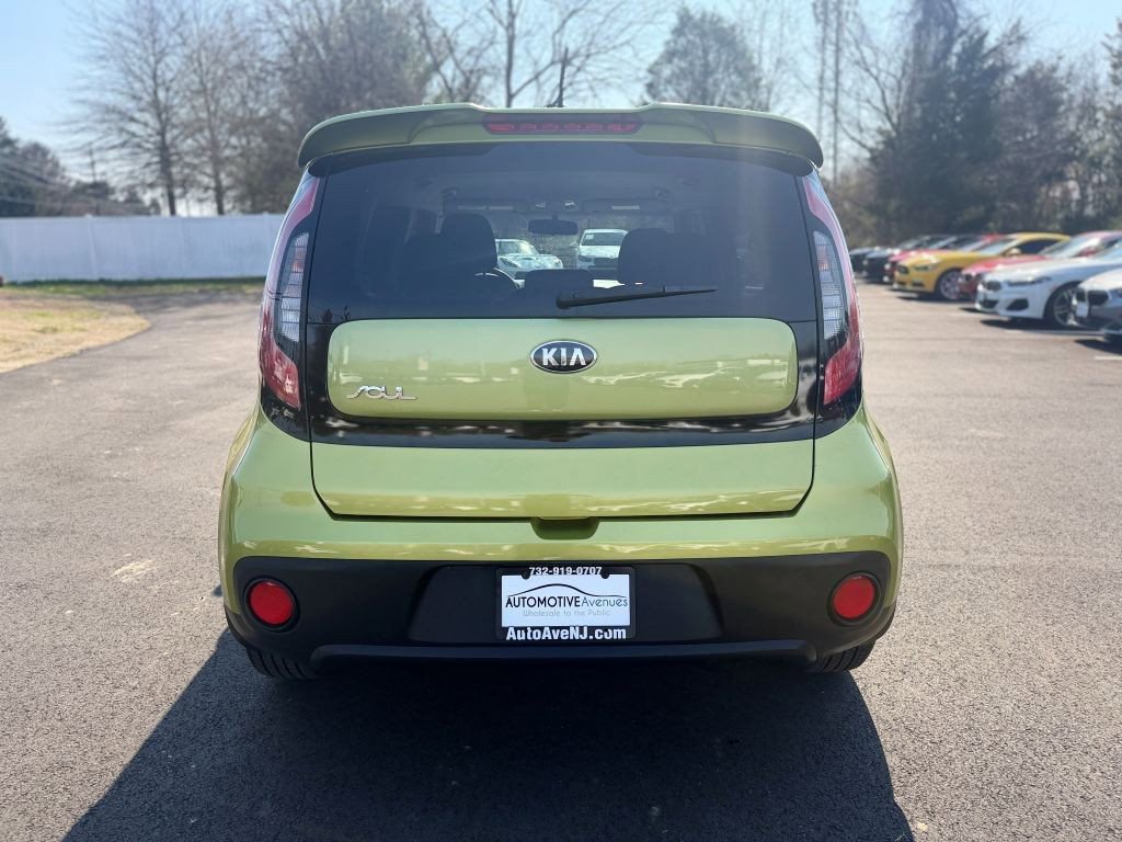 Used 2017 Kia Soul image 4