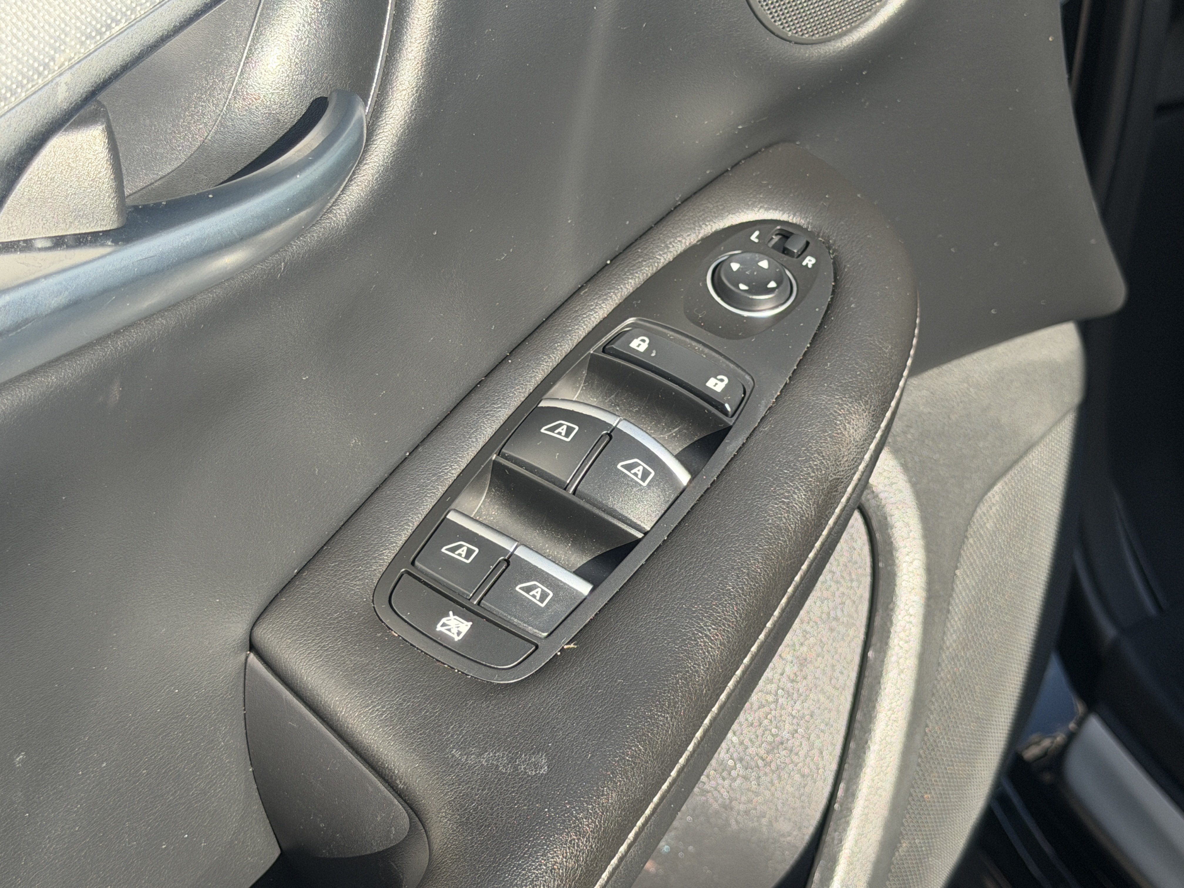 Certified 2021 INFINITI QX50 Essential FWD image 19