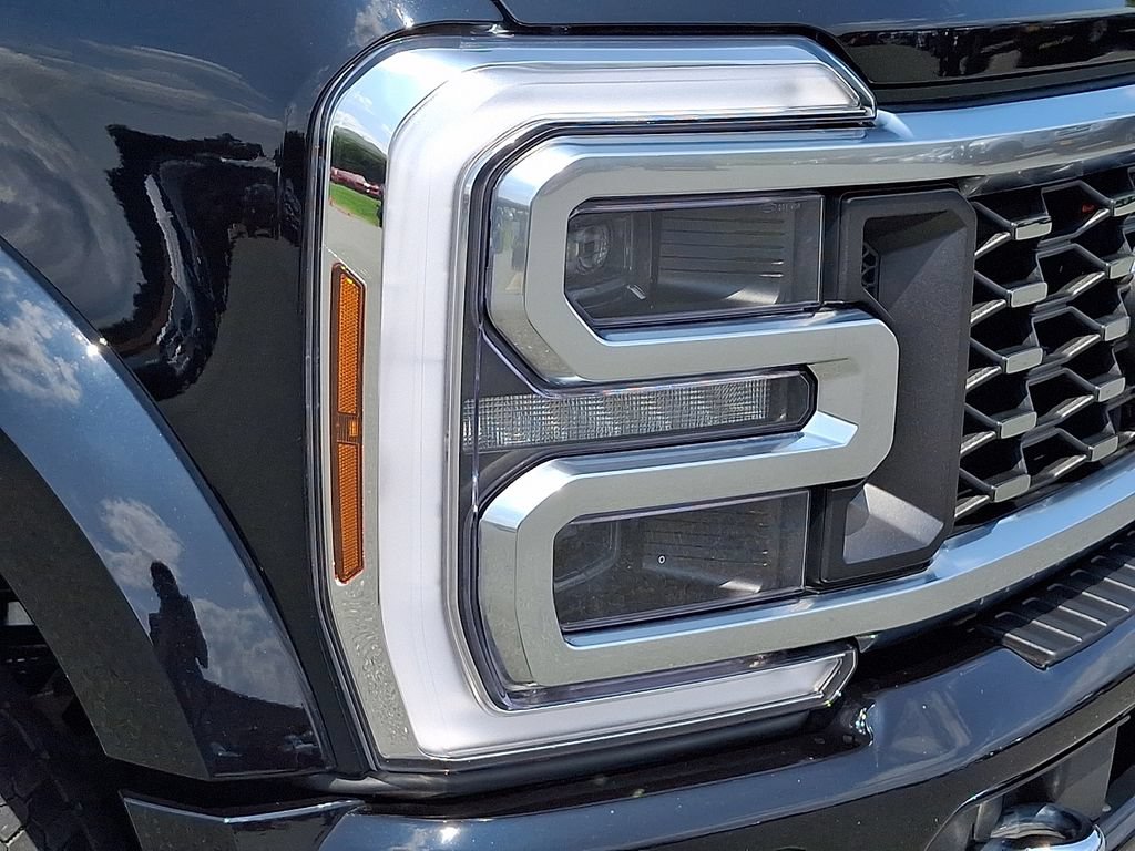 Used 2024 Ford F450 Limited w/ FX4 Off-Road Package AWD/4WD image 9