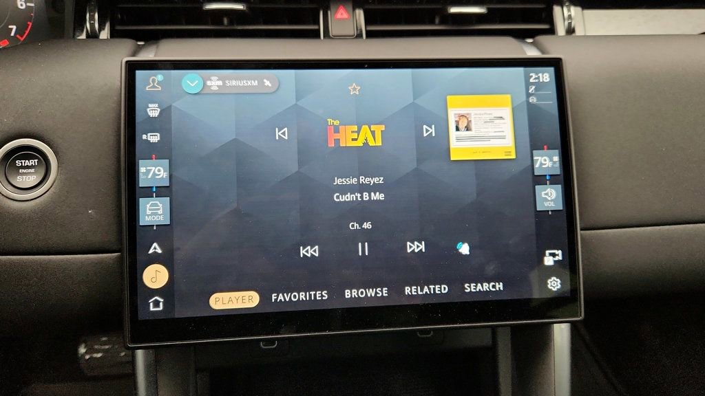 Used 2025 Land Rover Discovery Sport S image 16