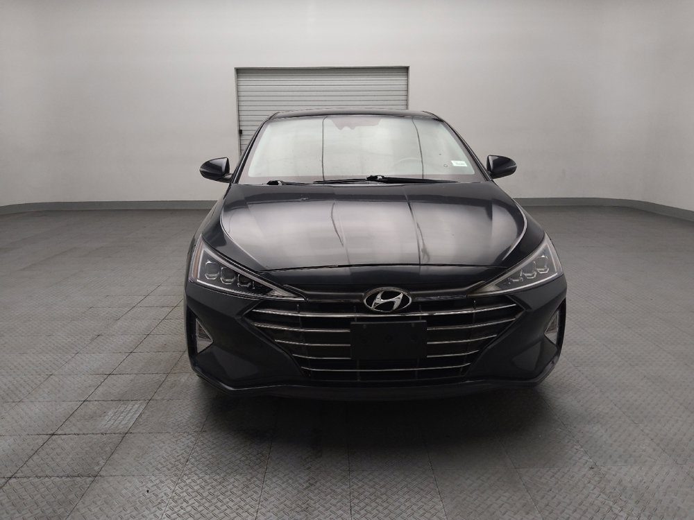 Used 2020 Hyundai Elantra Limited w/ Cargo Package (C1) FWD image 15