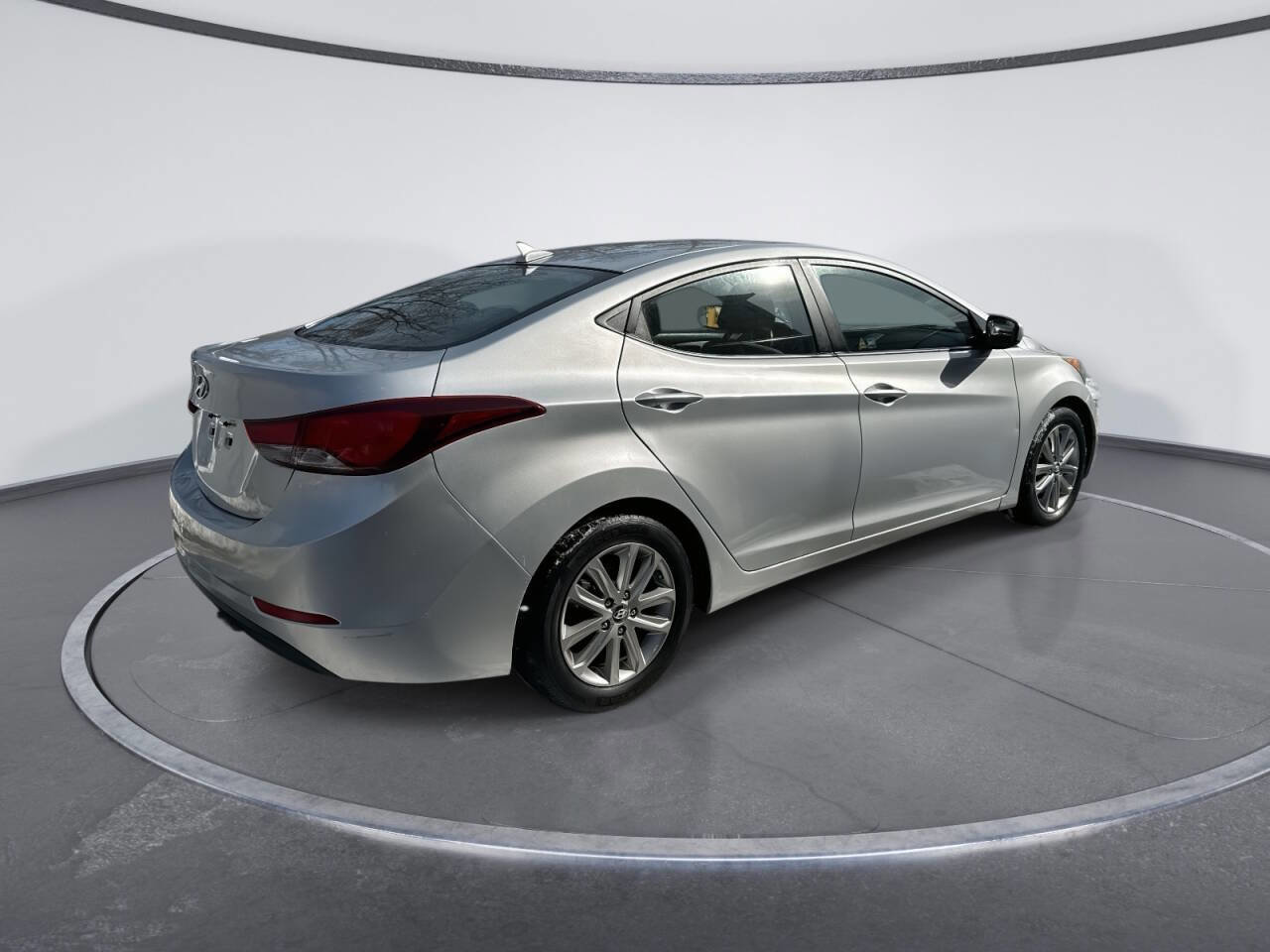 Used 2014 Hyundai Elantra SE w/ Option Group 02 image 4
