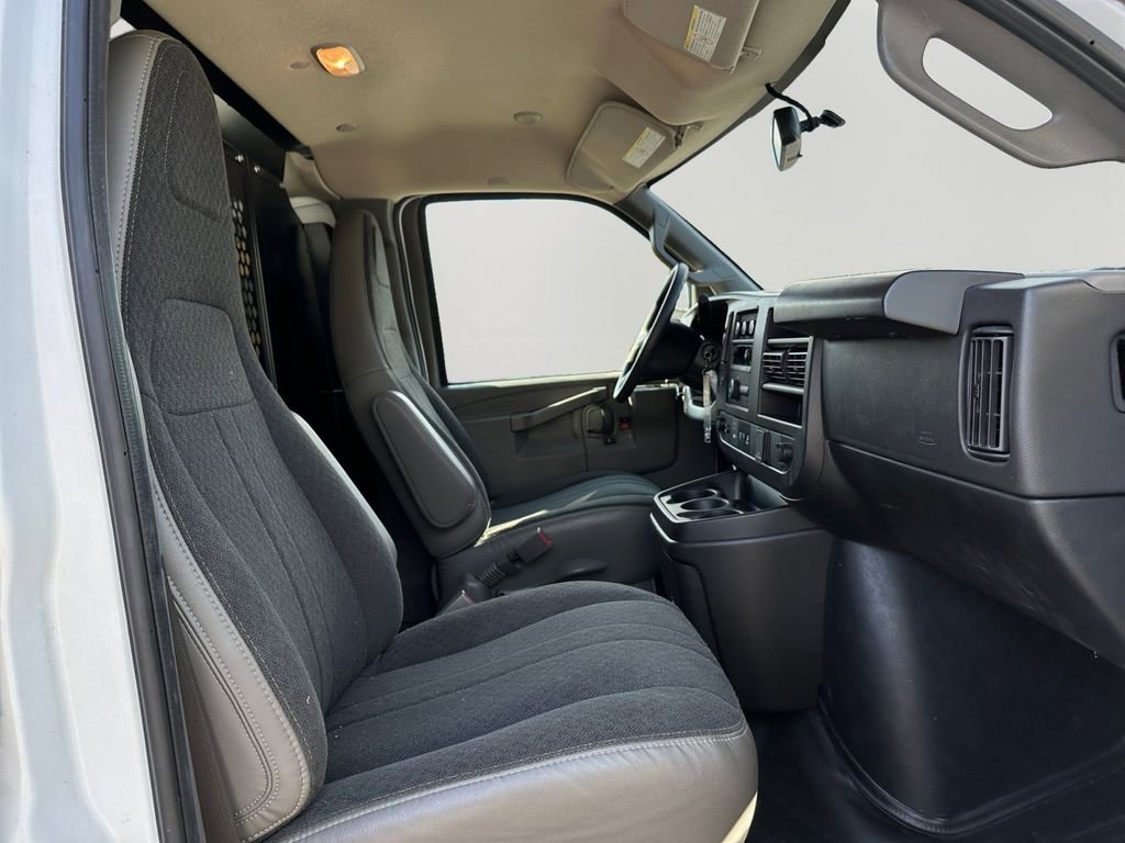 Used 2024 Chevrolet Express 2500 w/ Driver Convenience Package image 12