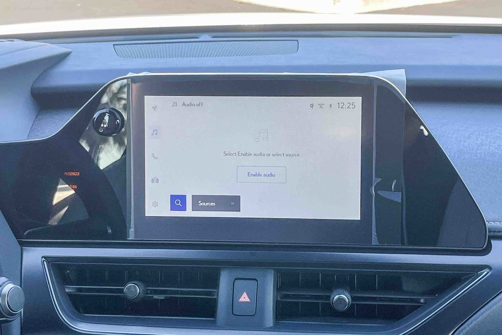 New 2025 Lexus UX 300h AWD image 15