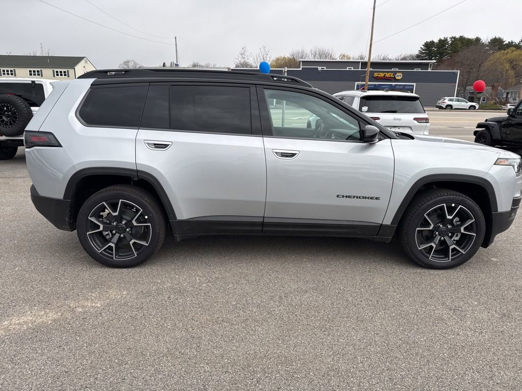 New 2026 Jeep Cherokee Overland image 6