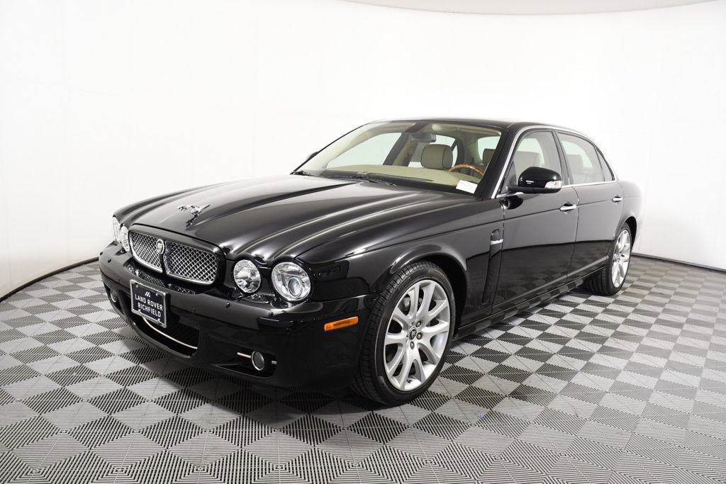 Used 2009 Jaguar XJ8