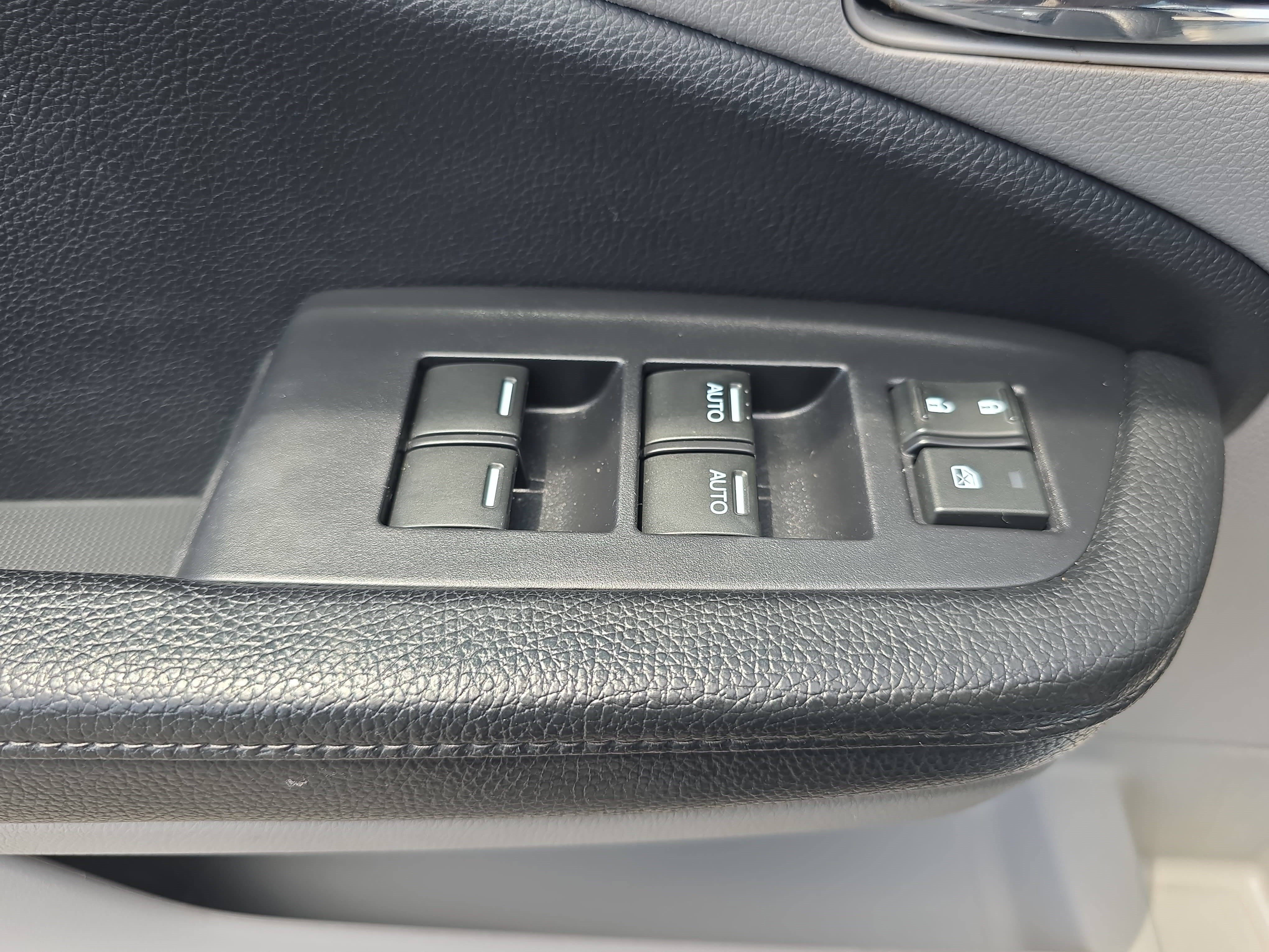 Used 2018 Honda Pilot EX-L image 29