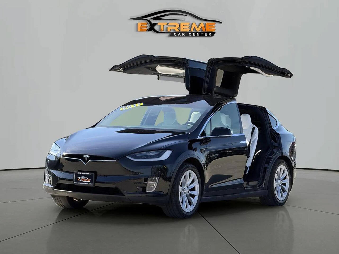 Used 2017 Tesla Model X 75D AWD/4WD image 2